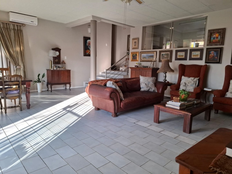 3 Bedroom Property for Sale in Baysvalley Free State